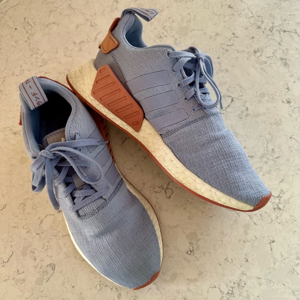 Adidas Women’s Light Blue and Tan Sneakers | Size 9